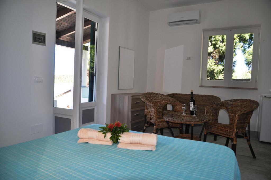 Titina Village Porto Vulcano  Eksteriør billede